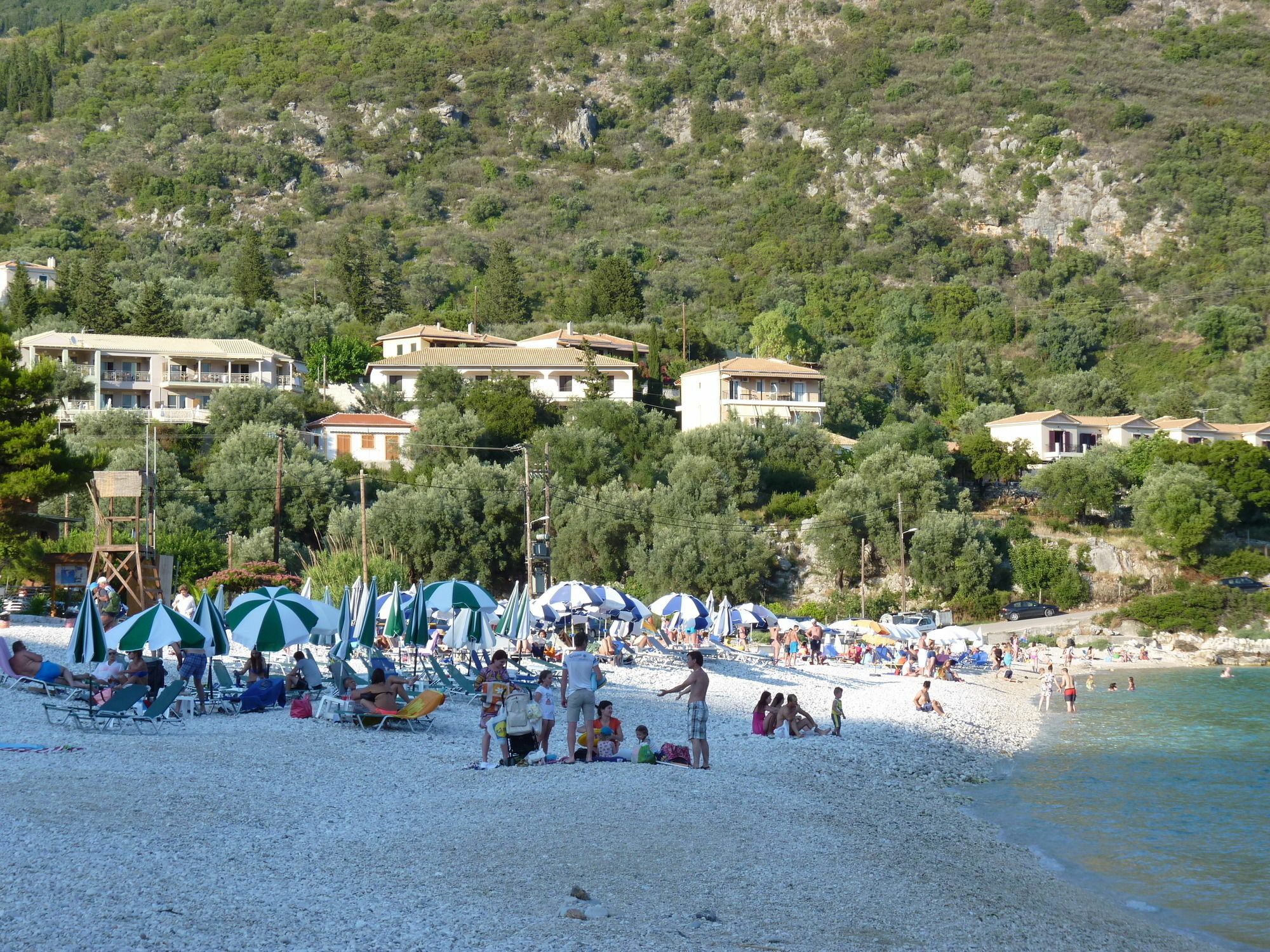 Ilianthos Apartments & Studios Mikros Gialos Bagian luar foto