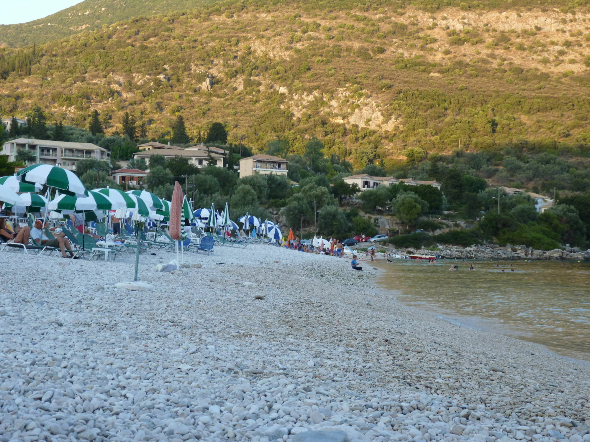 Ilianthos Apartments & Studios Mikros Gialos Bagian luar foto