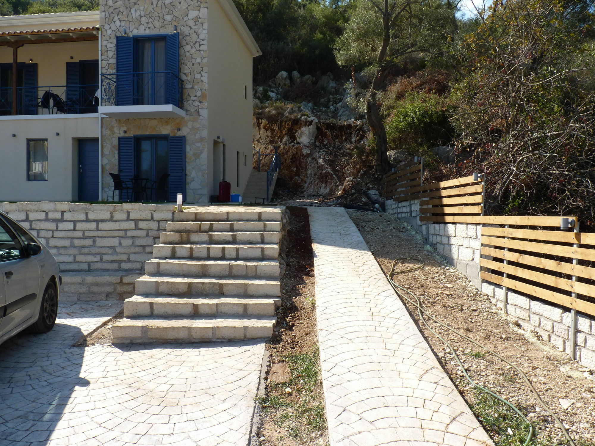 Ilianthos Apartments & Studios Mikros Gialos Bagian luar foto
